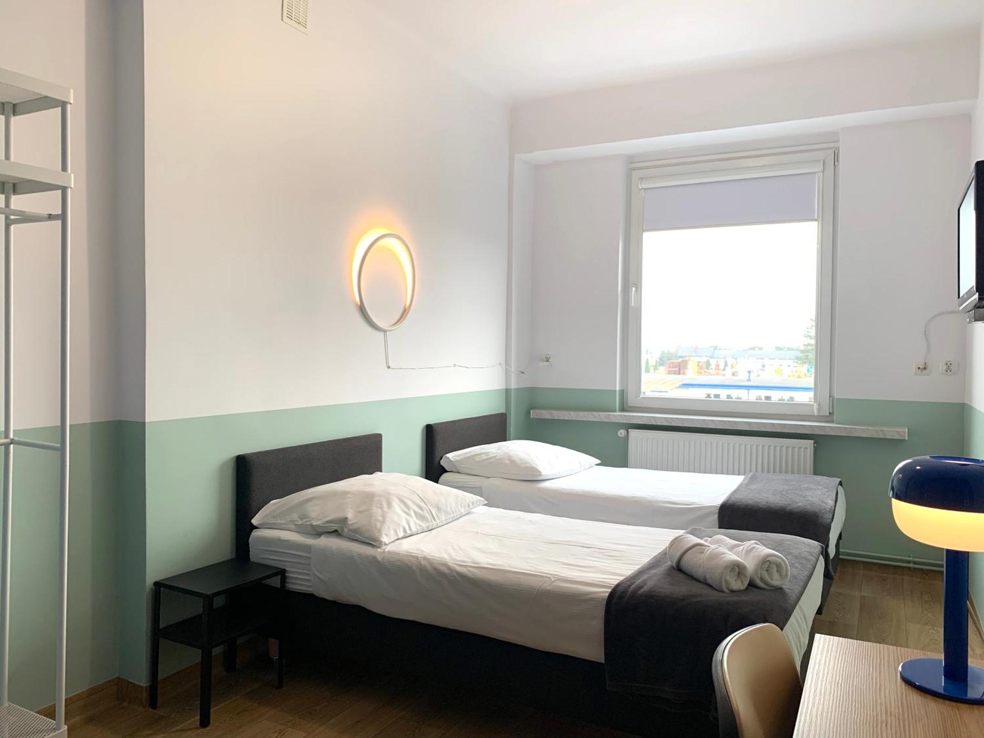 Premium Hostel & Bistro - Hostelpremium Pl Mielec Luaran gambar