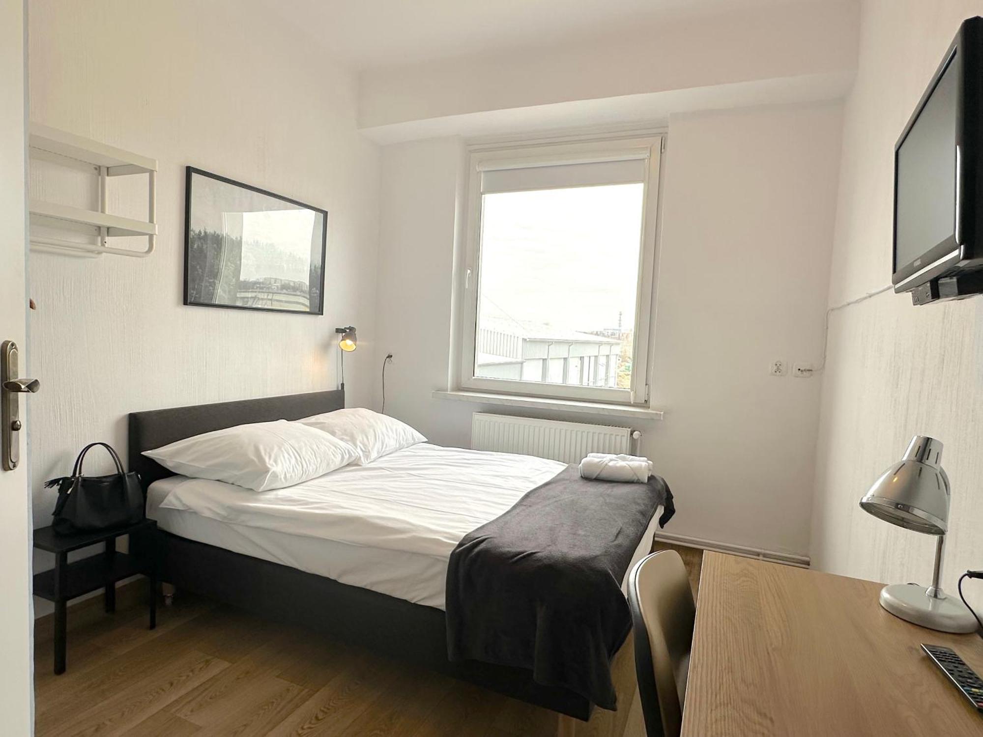Premium Hostel & Bistro - Hostelpremium Pl Mielec Luaran gambar