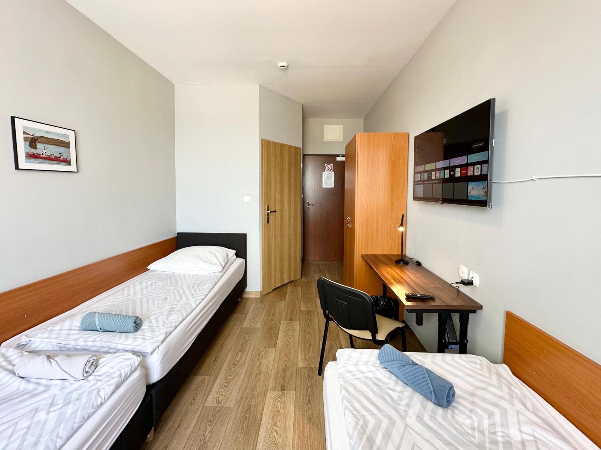 Premium Hostel & Bistro - Hostelpremium Pl Mielec Luaran gambar