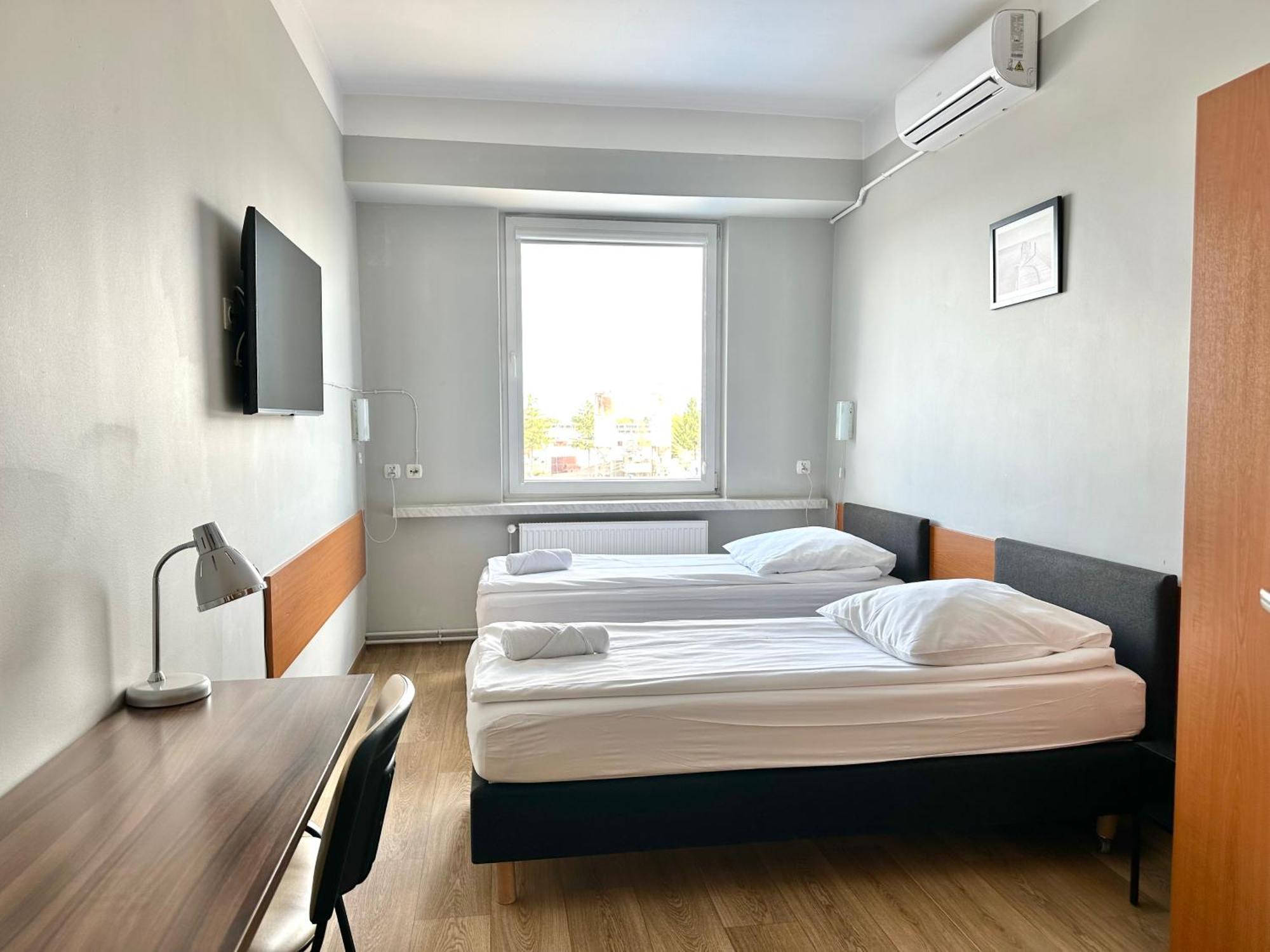 Premium Hostel & Bistro - Hostelpremium Pl Mielec Luaran gambar
