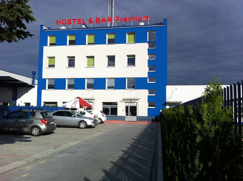 Premium Hostel & Bistro - Hostelpremium Pl Mielec Luaran gambar